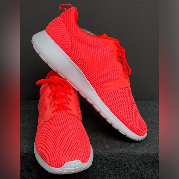 NIKE ROSHE ONE HYPERFUSE BR MEN SIZE 11.5 TOTAL CRIMSON & WHITE main image 3